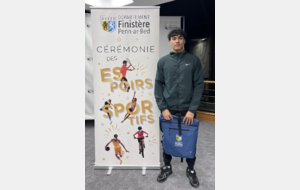 Tao Pemerika récompensé à la cérémonie des espoirs sportifs 2025 du Finistère.